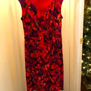 Vibrant, sleeveless sophisticated dress.